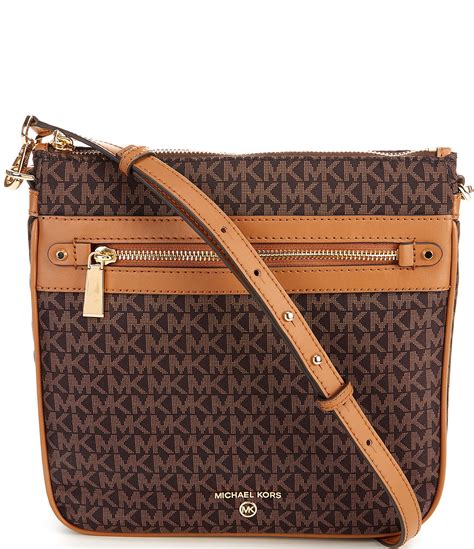 michael kors jet crossbody set.